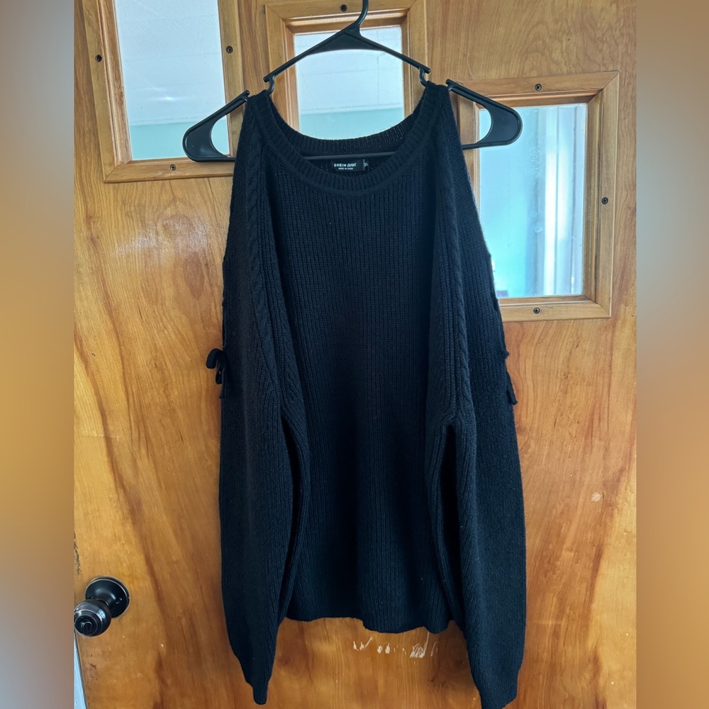 Plus size peek a boo shoulder thick sweater